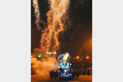 2008年，“天通號”榮獲海寧市大型元宵燈會(huì)一等獎(jiǎng)